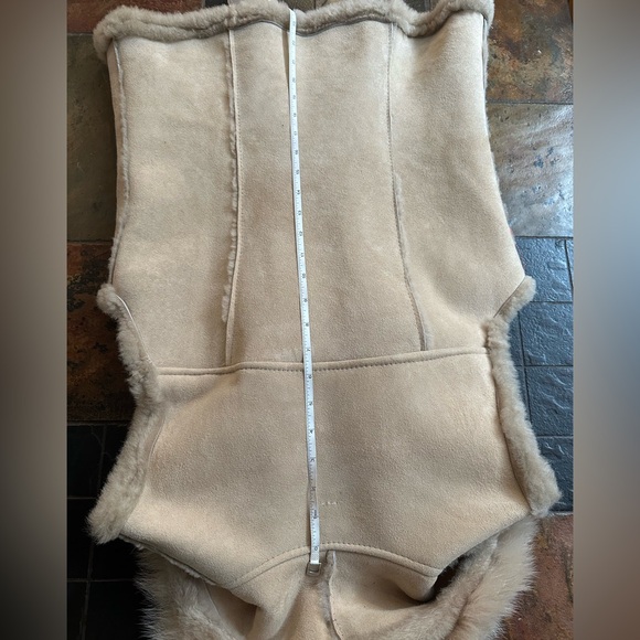Mitchie’s Matchings Genuine Shearling Vest - Picture 14 of 16